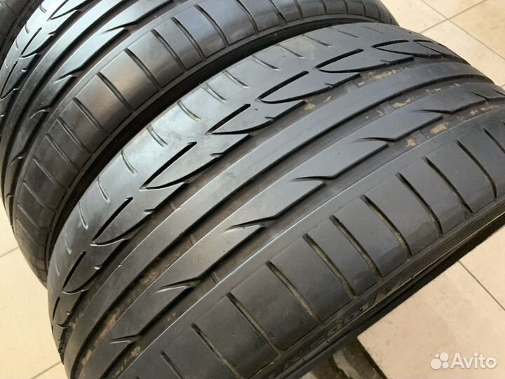 Bridgestone Potenza S001 225/40 R19 и 255/35 R19