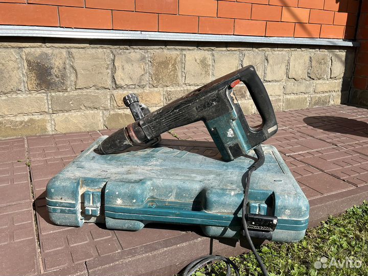 Перфоратор. Отбойный молоток makita hm1100c
