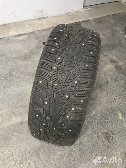 Nokian Tyres Hakkapeliitta 7 215/50 R17