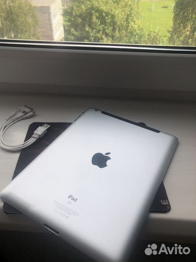 iPad 2 16gb siм+Wifi (ios6)