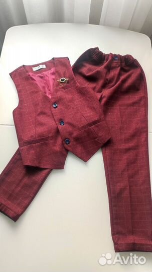 Костюм на мальчика 134-140
