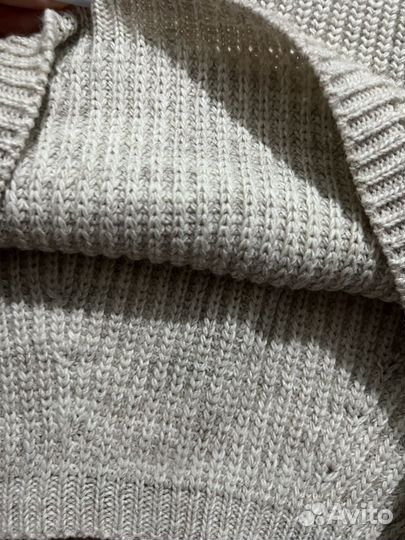 Свитер