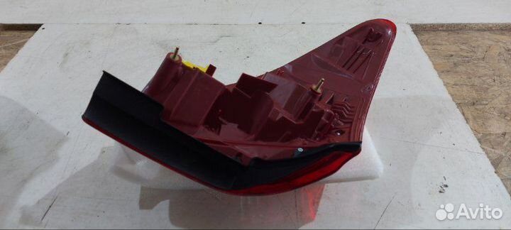 Фонарь задний правый Toyota Rav4 XA30 2005-2013