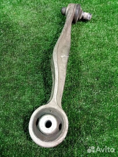 Рычаг подвески передний правый Audi A4 8E B7 BGB