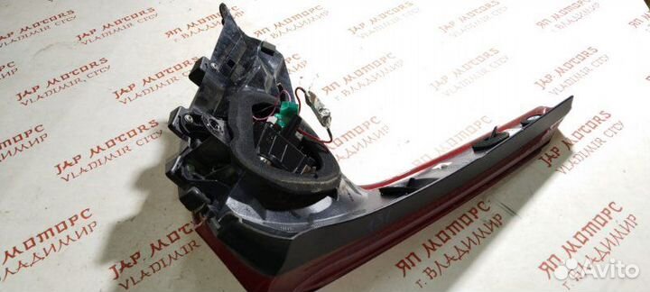 Фонарь задний правый Volvo V40 хетчбек B5204T9