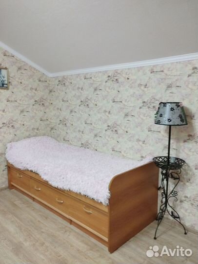 Кровать