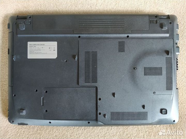 2 ноутбука: DNS A17 и Asus Eee 1001