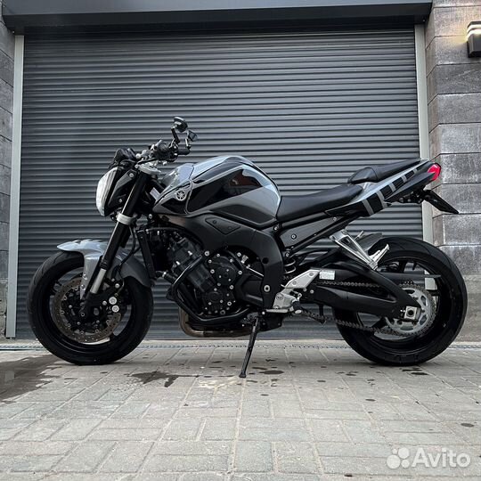 Yamaha FZ1n
