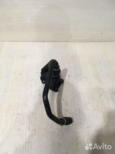 Клапан вентиляции картерных газов Ауди 100 С4 2.0