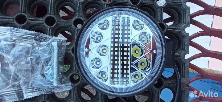 Led фонарь 102вт 12-24в