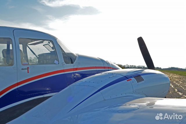 Самолет Piper Aztec PA-23-250 объявление продам