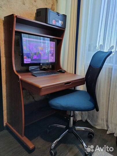 Компьютерный стол