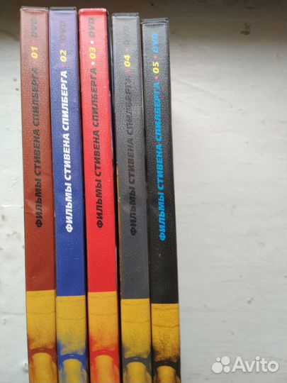 53 фильма Стивена Спилберга на 5 двд дисках