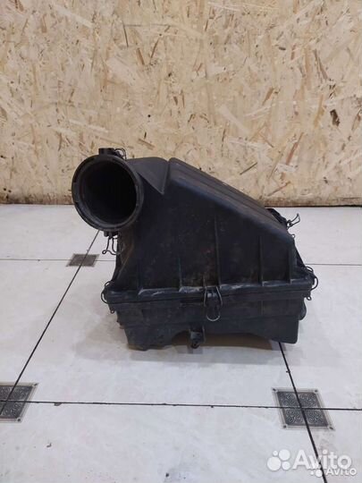 Корпус воздушного фильтра Mercedes-Benz W163