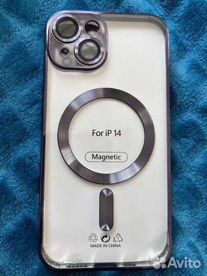 Чехол на iPhone 14