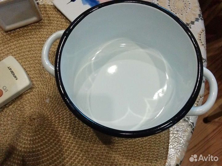 Кастрюля новая маленькая