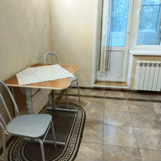 2-к. квартира, 54 м², 2/5 эт.