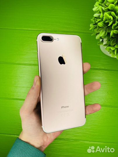 iPhone 7 plus 32gb gold