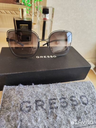 Солнцезащитные очки женские брендовые