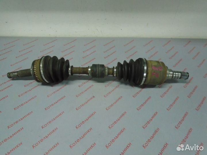 Nissan 39100-65J00 Вал приводной правый