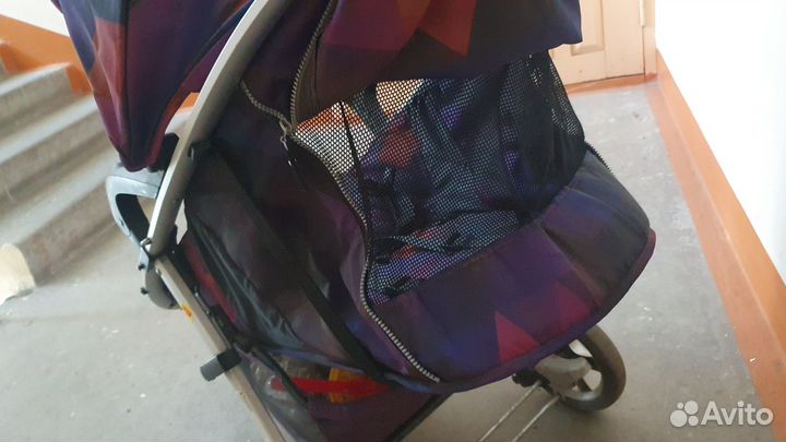 Коляска прогулочная