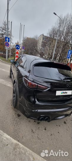 Infiniti QX70 3.0 AT, 2015, 210 000 км