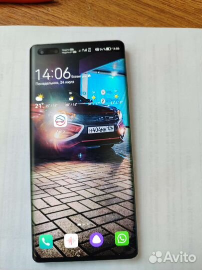 Мобильные телефоны б/у Huawei Mate 40 Pro