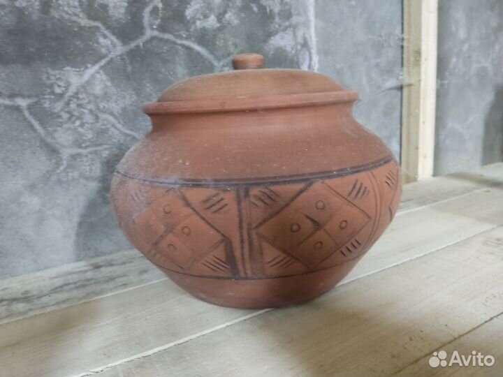 Глиняный горшок большой для запекания