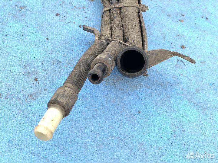 Kia RIO 2011-2017г горловина топливного бака