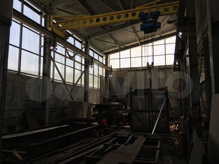 Производство, 12000 м²