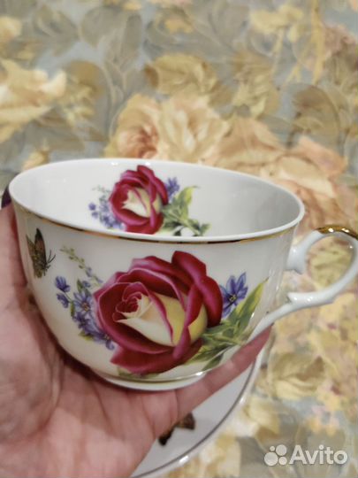 Чайная пара чашка с блюдцем