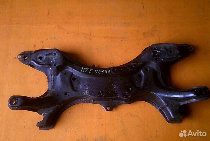 Балка под двс Toyota Corolla NZE121 1NZ-FE