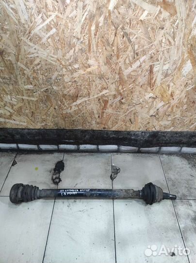 Привод передний правый Skoda Octavia 1 (A4)