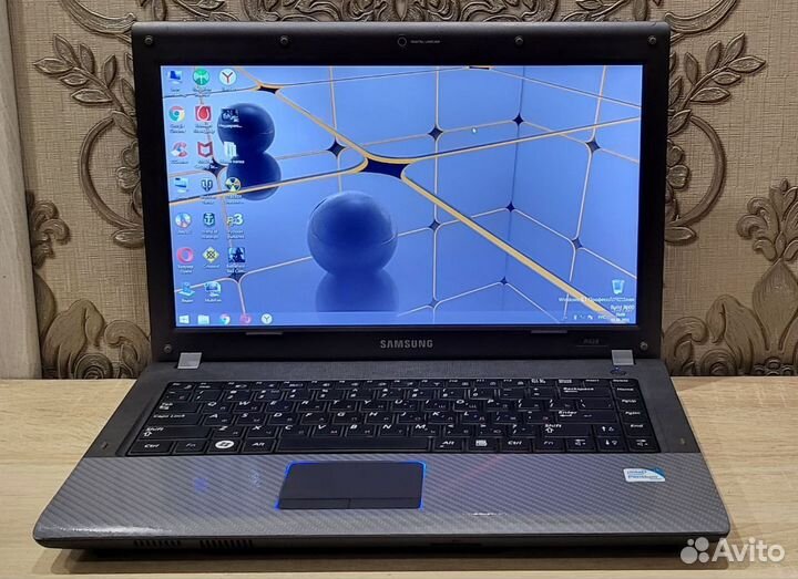 Samsung 14“ для работы