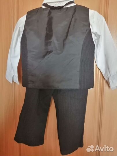 Костюм классика.Н.&М.92р