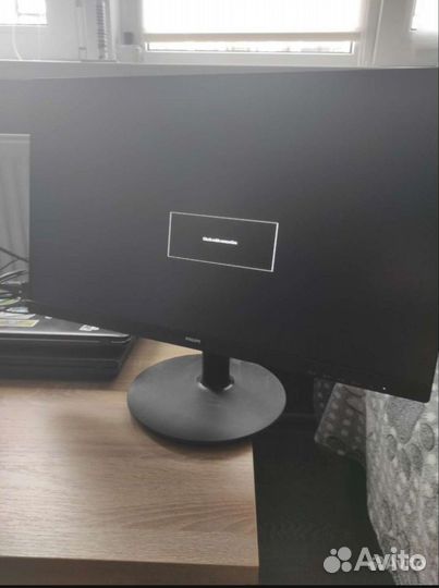 Монитор Philips 24 дюйма