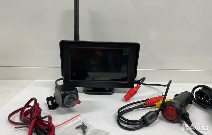 Беспроводная камера заднего вида с монитором 4.3