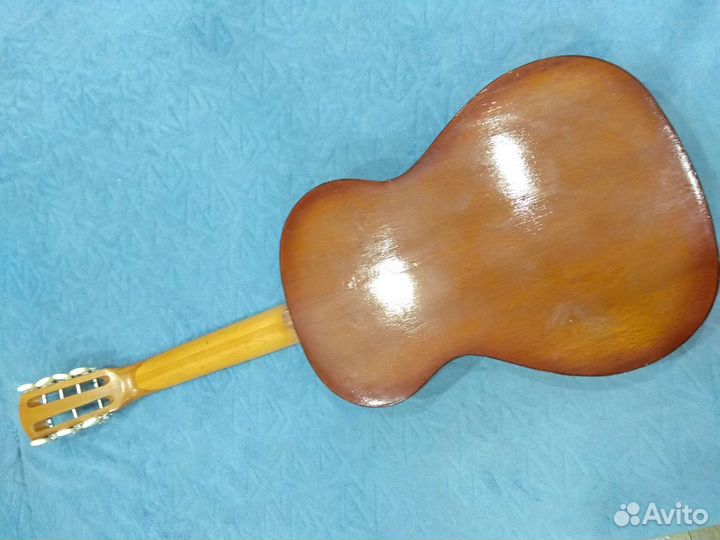 Гитара семиструнная