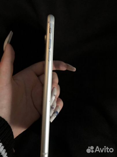 Телефон iPhone 8 plus