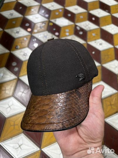 Кепки питон в оригинале