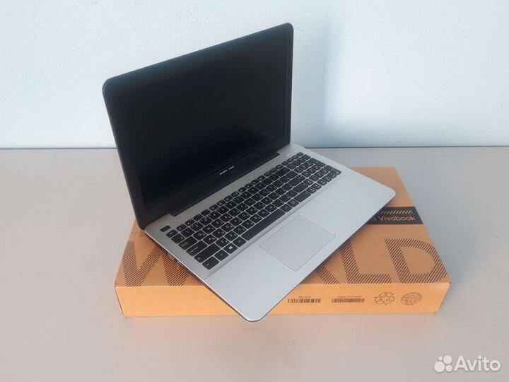 Новый 4х ядерный ноутбук Asus/Гарантия 1год/8/256