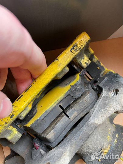 Передние суппорта Vesta