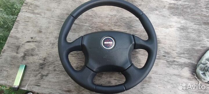 Руль momo subaru