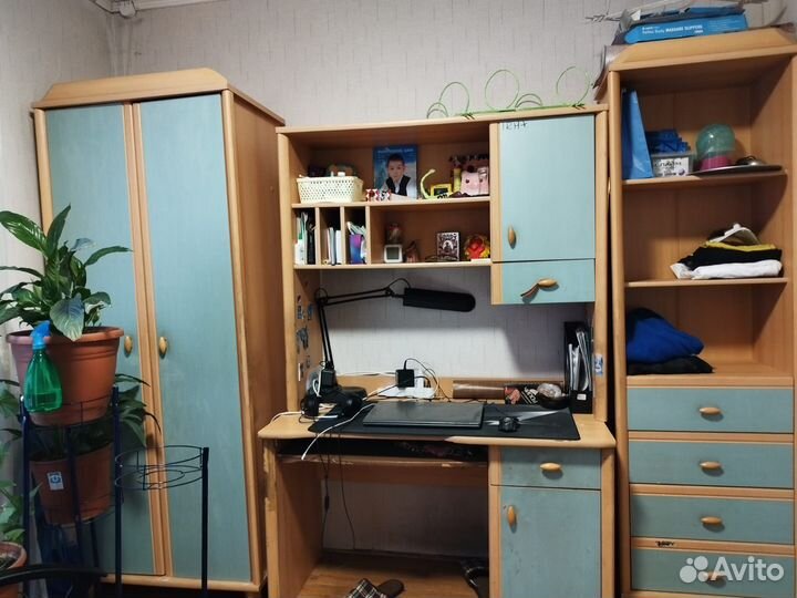 Шкаф