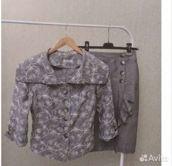 Костюм женский, лён