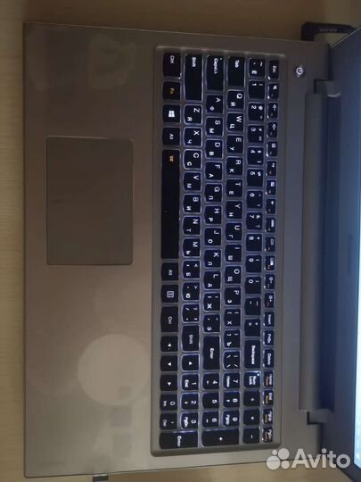 Ноутбук lenovoZ500