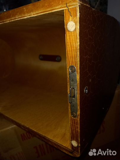 Футляр швейной машинки