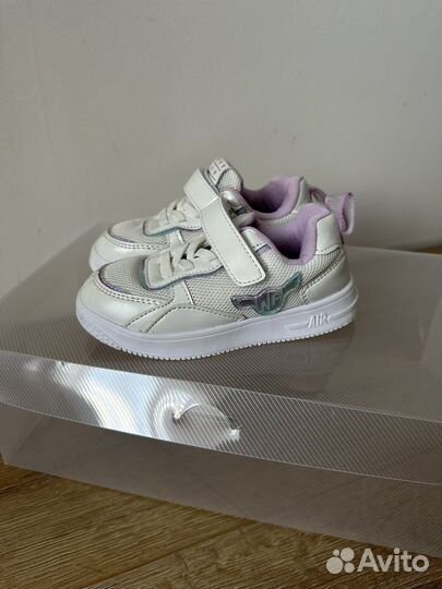 Кроссовки для девочки 25