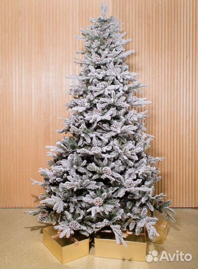 Елка искусственная