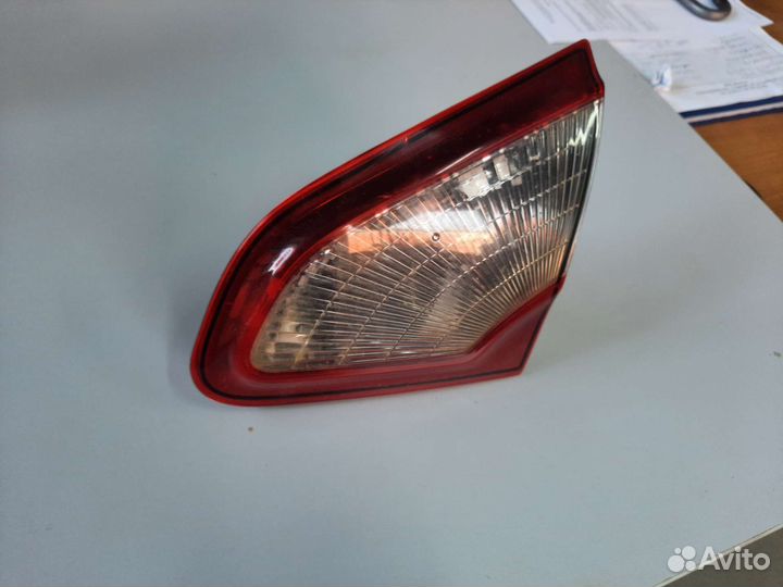 Фонарь задний в багажник nissan qashqai 2013г